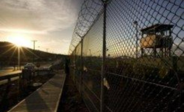 Guantánamo: EUA publica lista de presos para transferência