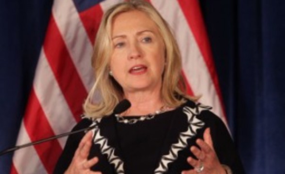 Hillary lidera pesquisa para presidenciais de 2016