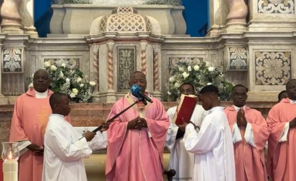 Assistência aos mais necessitados, D. Filomeno encoraja as acções da pastoral social em Luanda