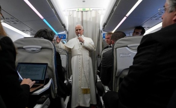 O Papa: pensava em me aposentar, mas em vez disso me rendi a Deus