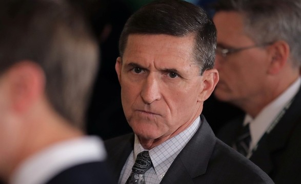 Demissão de Flynn é uma questão de política interna afirma Kremlin 