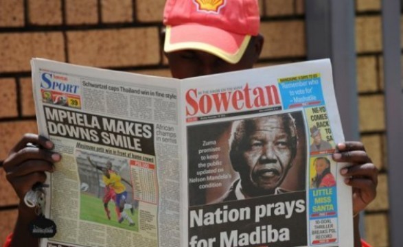 Mandela operado com êxito de cálculos biliares