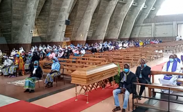 Restos mortais do Pe. Hamuyela já repousam no Campo Santo