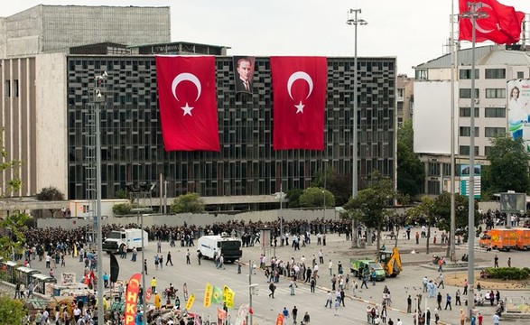 1.500 Militares detidos 200 mortos após tentativa de golpe de Estado na Turquia