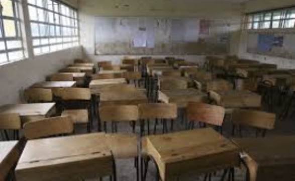 Greve no ensino geral da Huíla.
