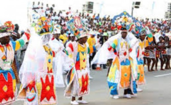 Ministério da Cultura quer grupos carnavalescos transformados em associações culturais 