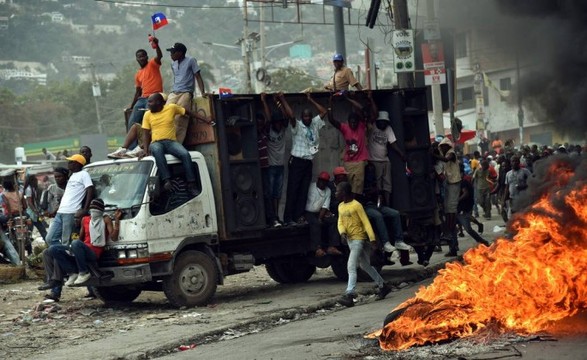 UE apela para que novo calendário eleitoral seja definido no Haiti