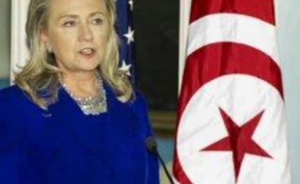 Hillary: os Estados têm o dever de proteger as embaixadas de outros países