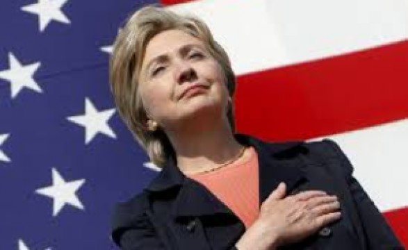 Hillary Clinton oficializa candidatura à presidência dos EUA