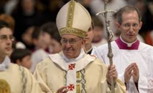 Papa Francisco destaca a docilidade e a família nos Papas Canonizados