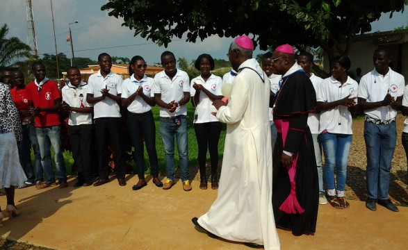 Dom Novatus rende Homenagem ao 1º Bispo de Mbanza Congo.