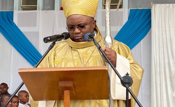 D. Belmiro apela a críticas que visam o desenvolvimento da igreja de cabinda