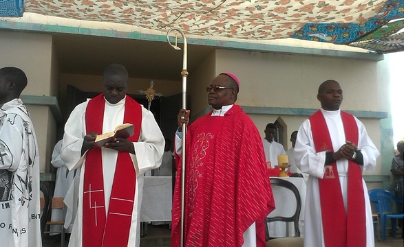 “Cristãos devem evitar o pecado para não continuarem a crucificar jesus cristo”