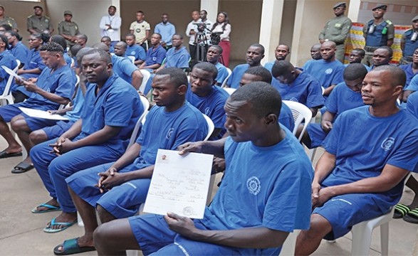 Presidente da República concede indulto a 300 cidadãos nacionais