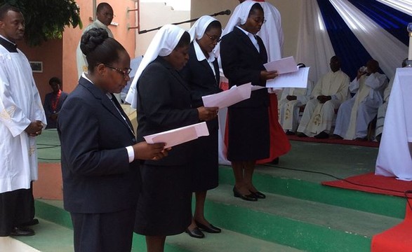Irmãs do Instituto Jesus Maria e José celebram o Jubileu de vida religiosa