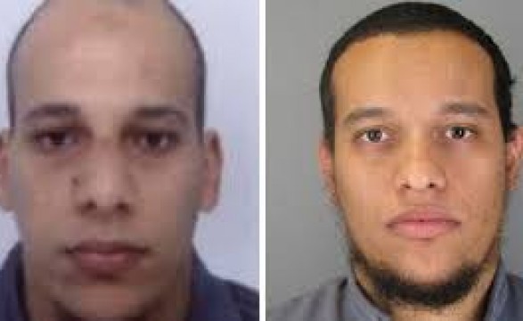 Irmãos Kouachi mortos, depois da intervenção da polícia Francesa