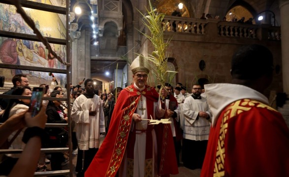 Patriarca de Jerusalém inicia Semana Santa com alertas contra divisões e ódio