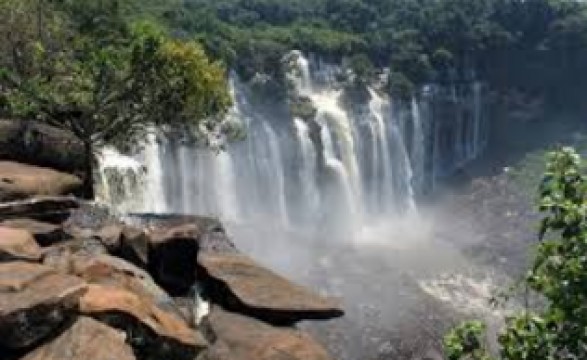 Quedas de Kalandula em Malanje selecionada nas 7 maravilhas de Angola