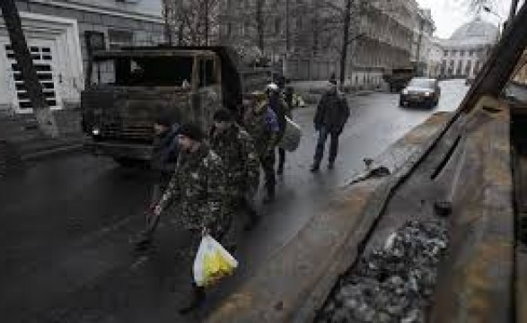 Kiev e Moscovo trocam acusações sobre combates em Donetsk