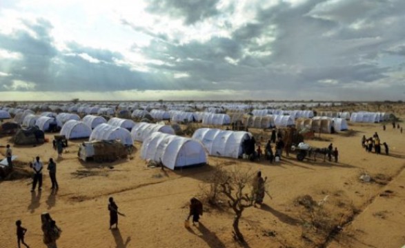 Quênia ordena aos refugiados que retornem aos acampamentos