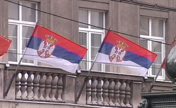 Sérvios descontentes com o TPI para a ex-Jugoslávia
