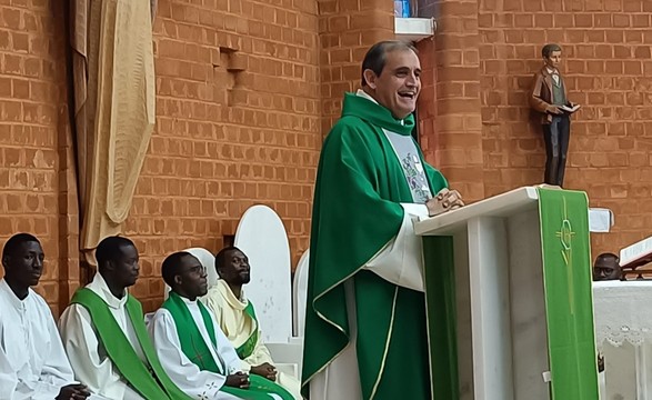 Reconhecido empenho da igreja católica na solução dos problemas sociais na região leste