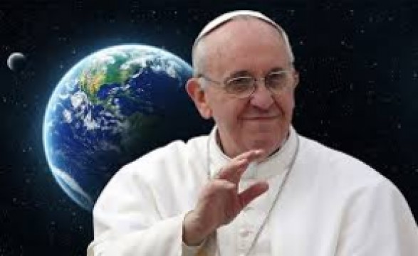 É um direito humano ter acesso à água, diz o Papa Francisco
