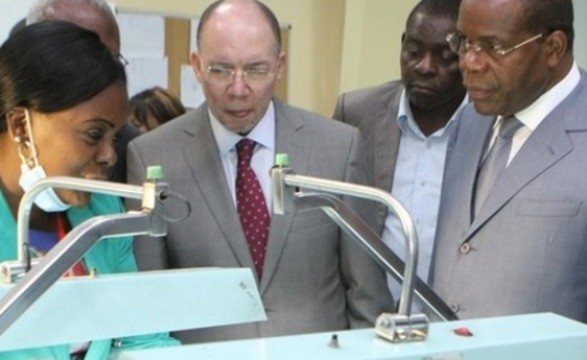 Reinaugurada fábrica de lapidação de diamantes em Luanda 