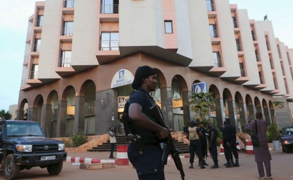 Sede de missão militar da UE no Mali atacada 