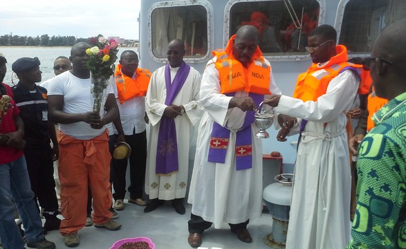 Missa de acção de graças abre a tradicional festa do Mar no Namibe
