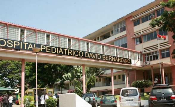 Mais uma criança morre por falta de sangue no hospital pediátrico de Luanda