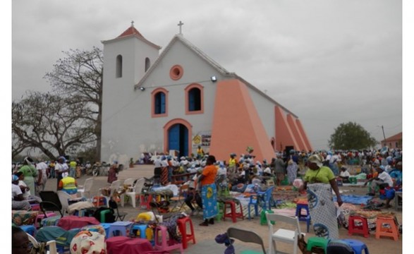 Devotos de nossa senhora preparam peregrinação a Massangano