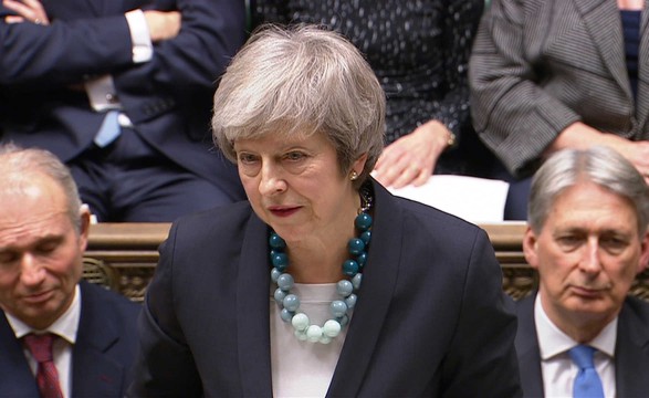 May pede mais tempo aos deputados britânicos