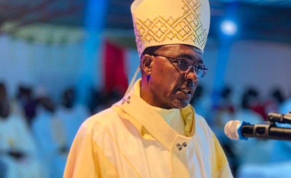 Famílias cristãs deviam considerar-se um presépio vivo em todas suas dimensões, exorta o Arcebispo Metropolita do Lubango