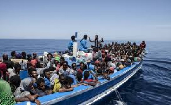 40 Migrantes morrem afogados perto da costa da Líbia