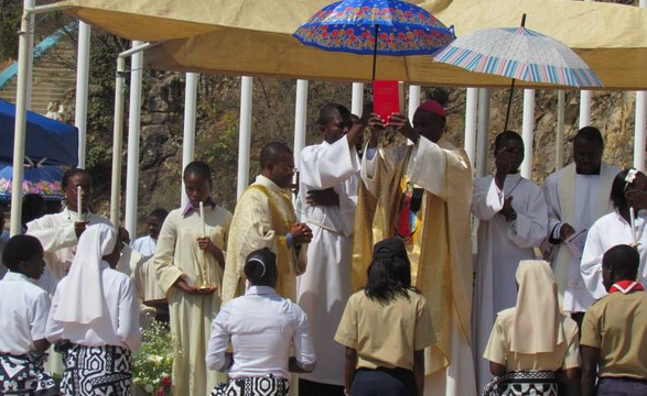 Lubango celebrou festa da padroeira da cidade com caminhada de 10km