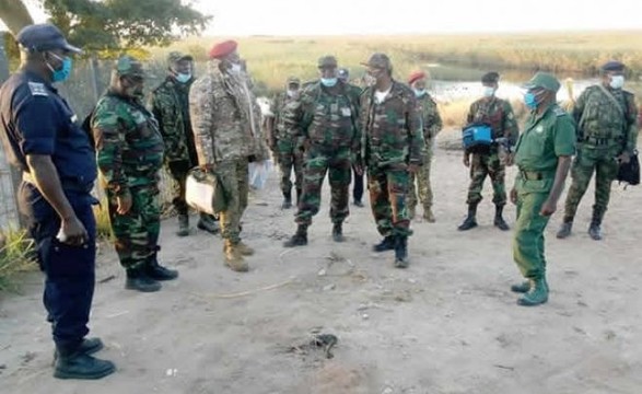 Troca de tiros entre forças de segurança da RDC e de Angola causa morte de 1 agente