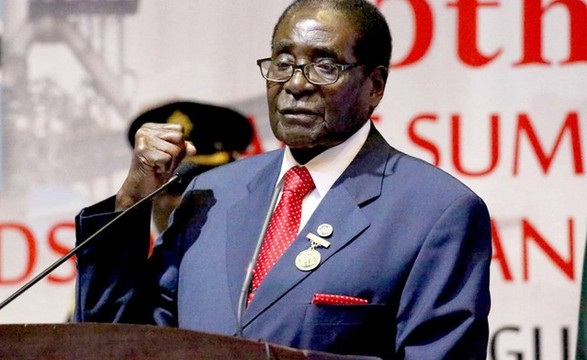 Mugabe o eterno presidente