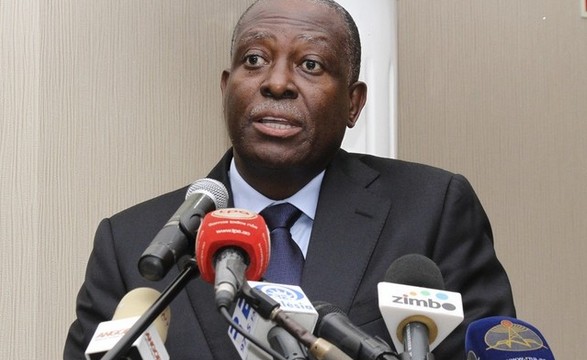 Manuel Vicente reconhece mudanças que as famílias têm vindo a sofrer 