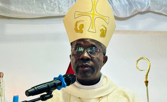 D. Ndakalako, exorta famílias cristãs a protegerem a vida e os idosos