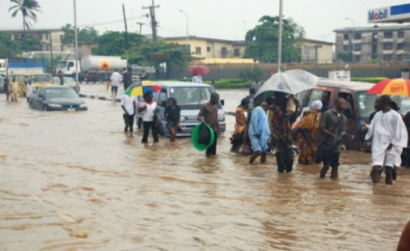 Nigéria/inundações matam cerca de 150 pessoas
