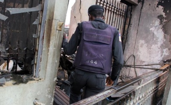 Explosão deixa oito feridos na Nigéria