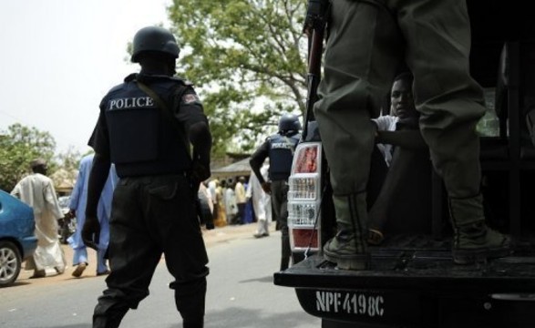 Quinze mortos em ataque durante serviço religioso na Nigéria