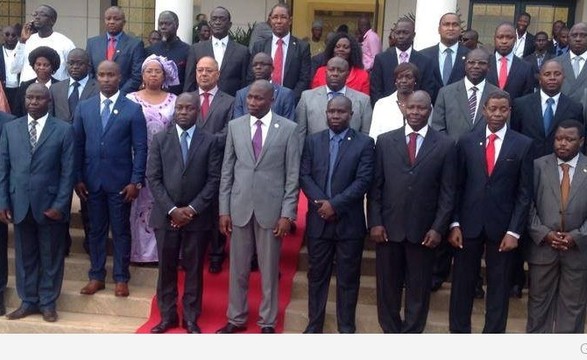 Presidente da Guiné-Bissau nomeia novo Governo
