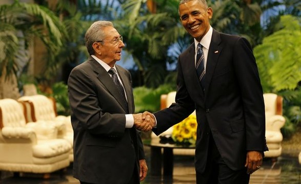 Obama e castro estiveram reunidos no Palácio da Revolução