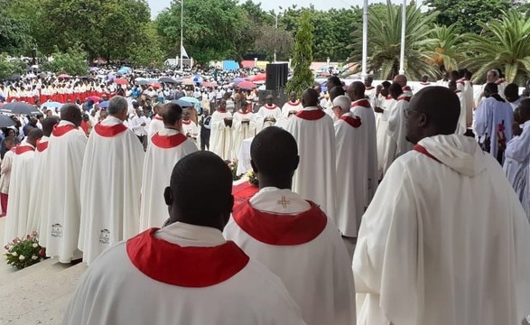 Presidente da CEAST felicita os padres e encoraja jovens à missão pela vocação sacerdotal