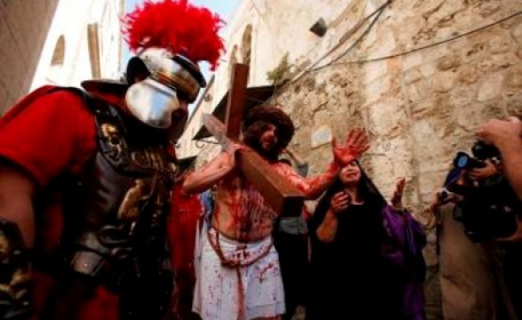 Via Sacra marcada pela detenção de cristão palestiniano