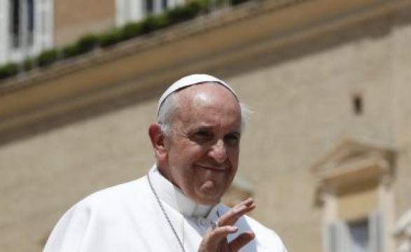 Igreja Papa denuncia culto do dinheiro e ditadura da economia