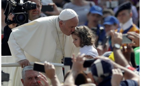 “Deus amou-nos primeiro e com amor incondicional” Papa na audiência