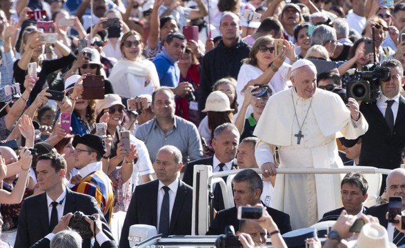 Papa reforça mensagem pela pacificação de Moçambique